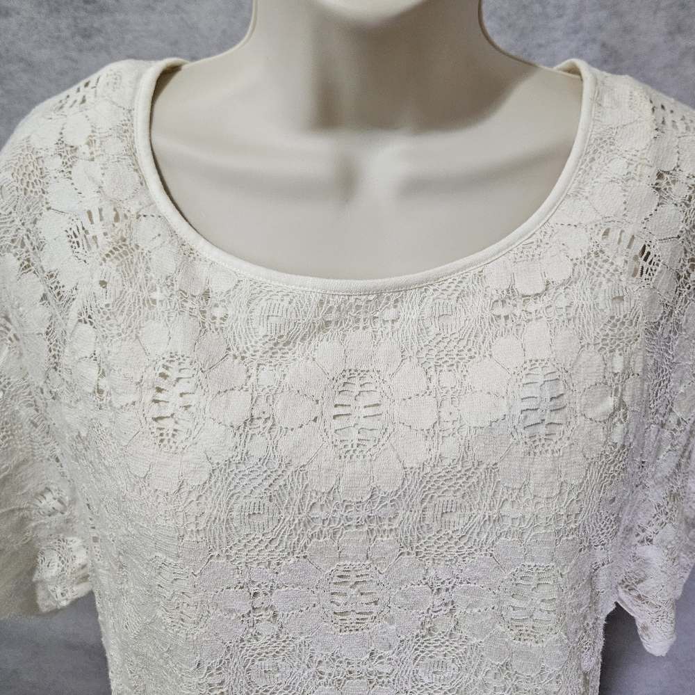 Lilla P Lace Pullover Short Sleeve Top - Picture 5 of 11